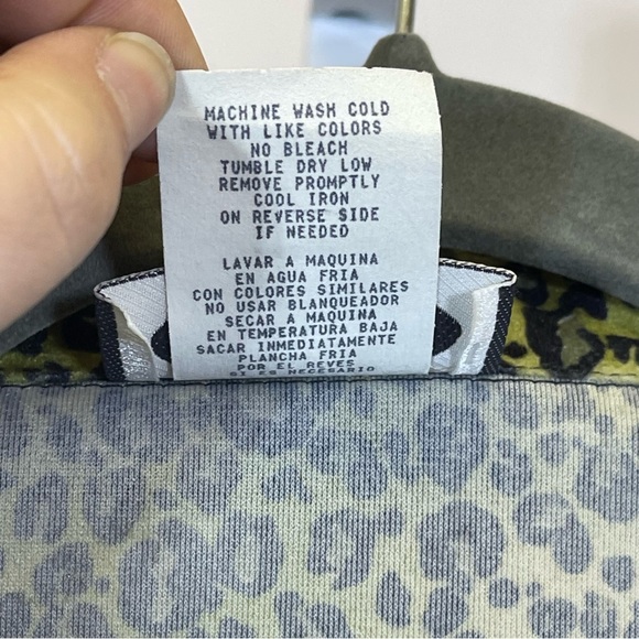 Sisko & Co, Green Leopard Lightweight Jacket. Size 10. Excellent condition! - Picture 4 of 5